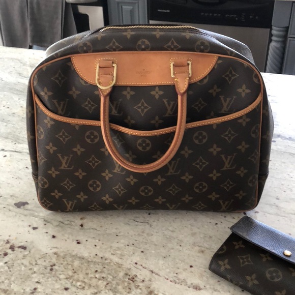 Louis Vuitton Handbags - Louis Vuitton bag